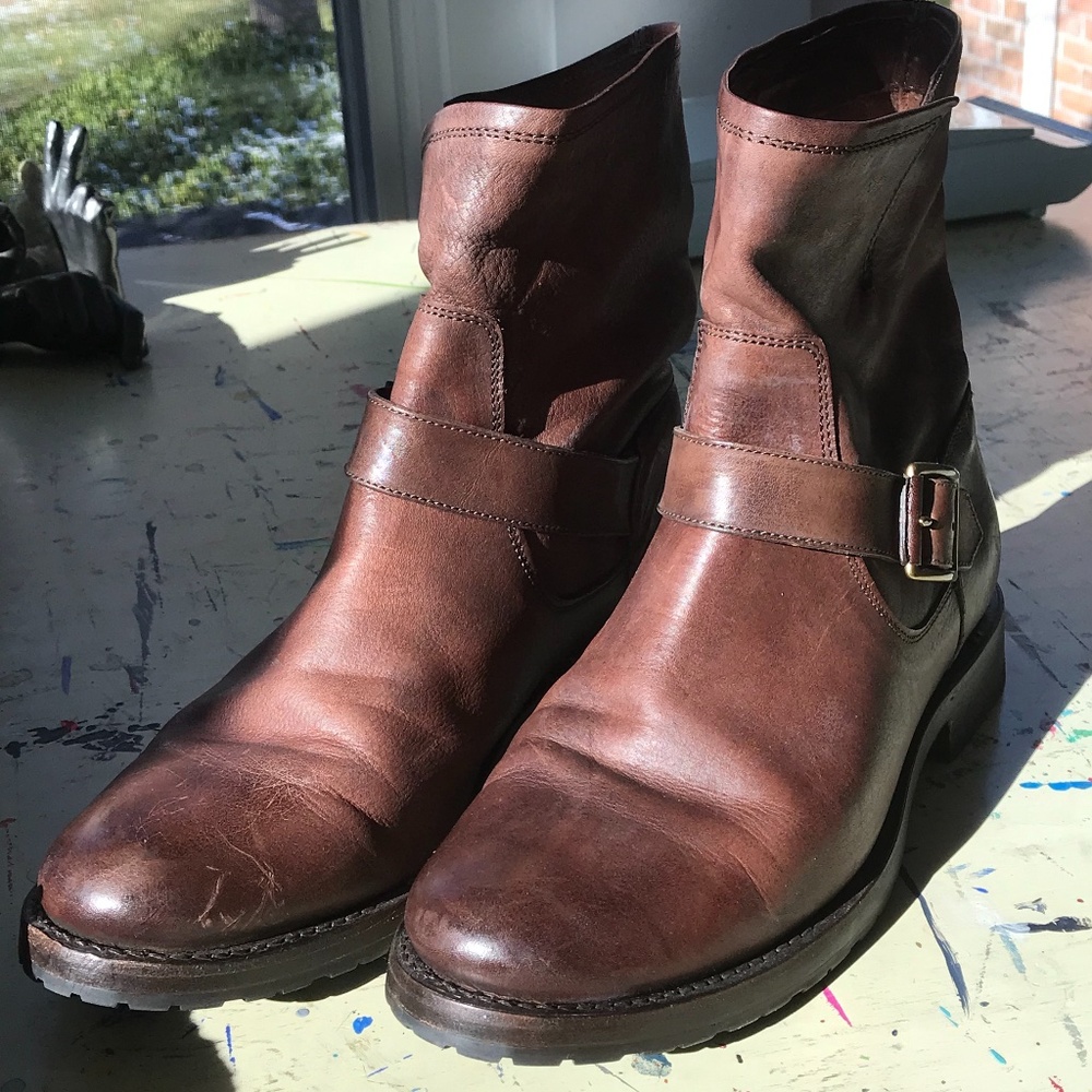 Frye Natalie engineer boot brown 9.5